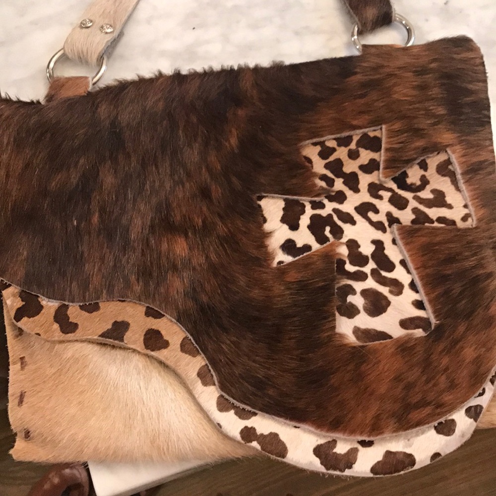 Crossbody cowhide bag